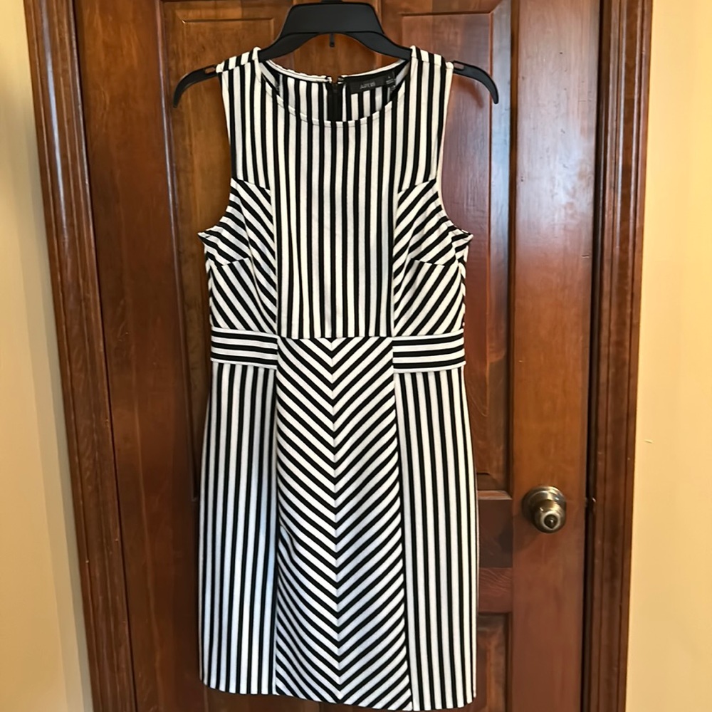 Striped dress!
